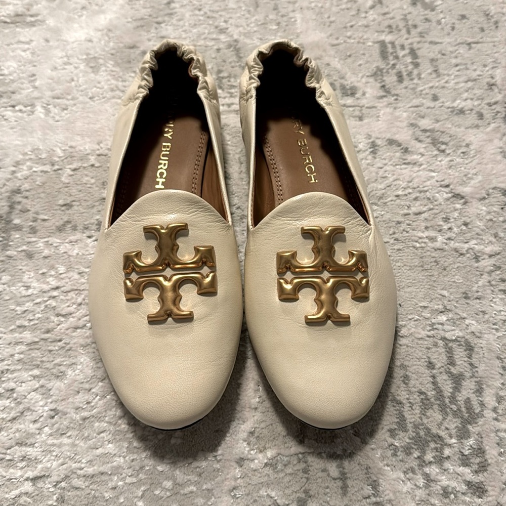Tory Burch Eleanor Logo Leather Loafers
New Cream
5.5